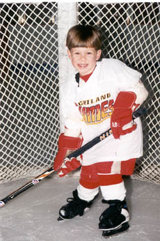 hockey.jpg (39780 bytes)