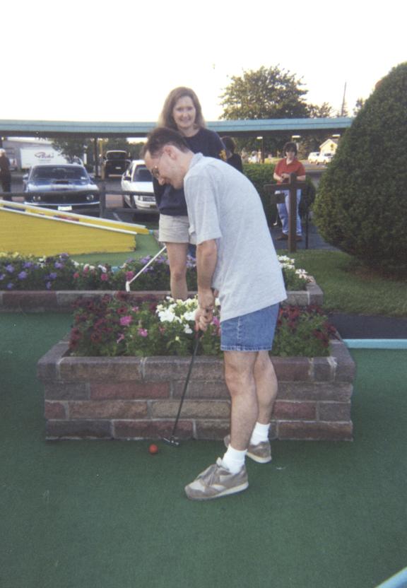 MiniGolf20020618-5.jpg