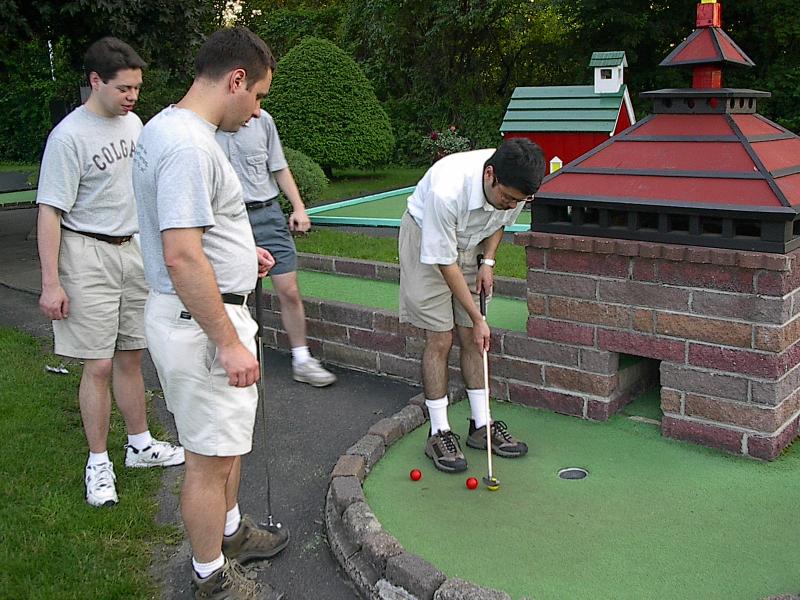 MiniGolf20030624-1.jpg
